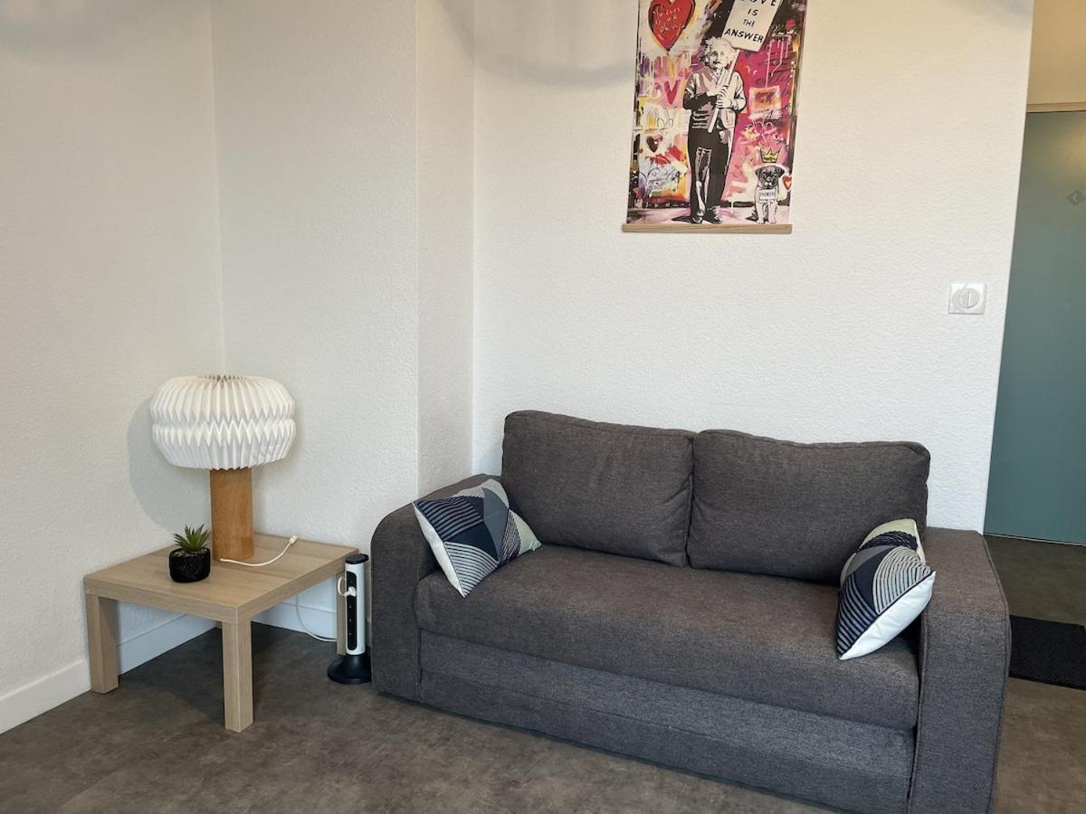 F2 Neuf, Centre Ville, Terrasse, Wifi, Garage En Option *