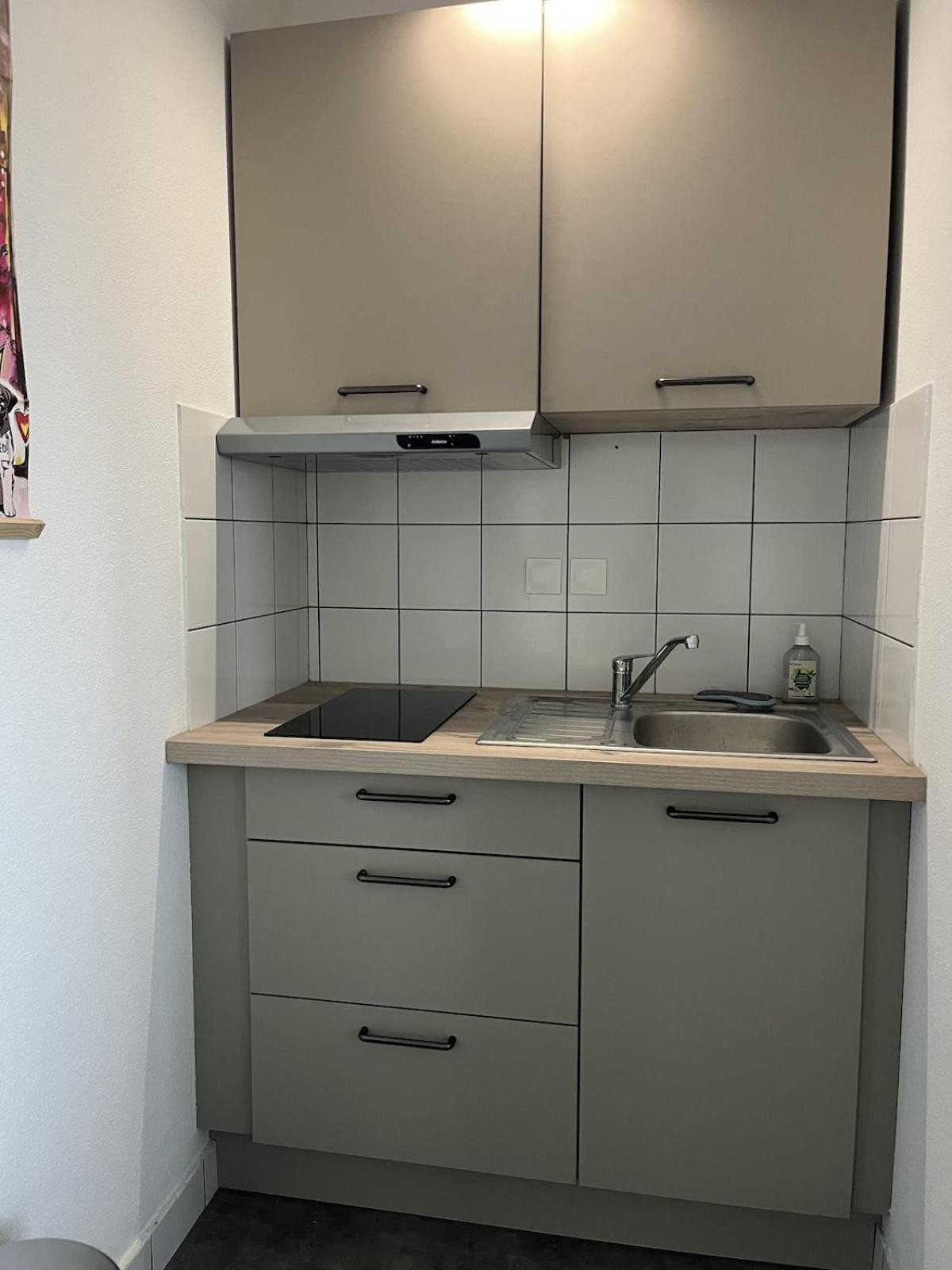 F2 Neuf, Centre Ville, Terrasse, Wifi, Garage En Option *